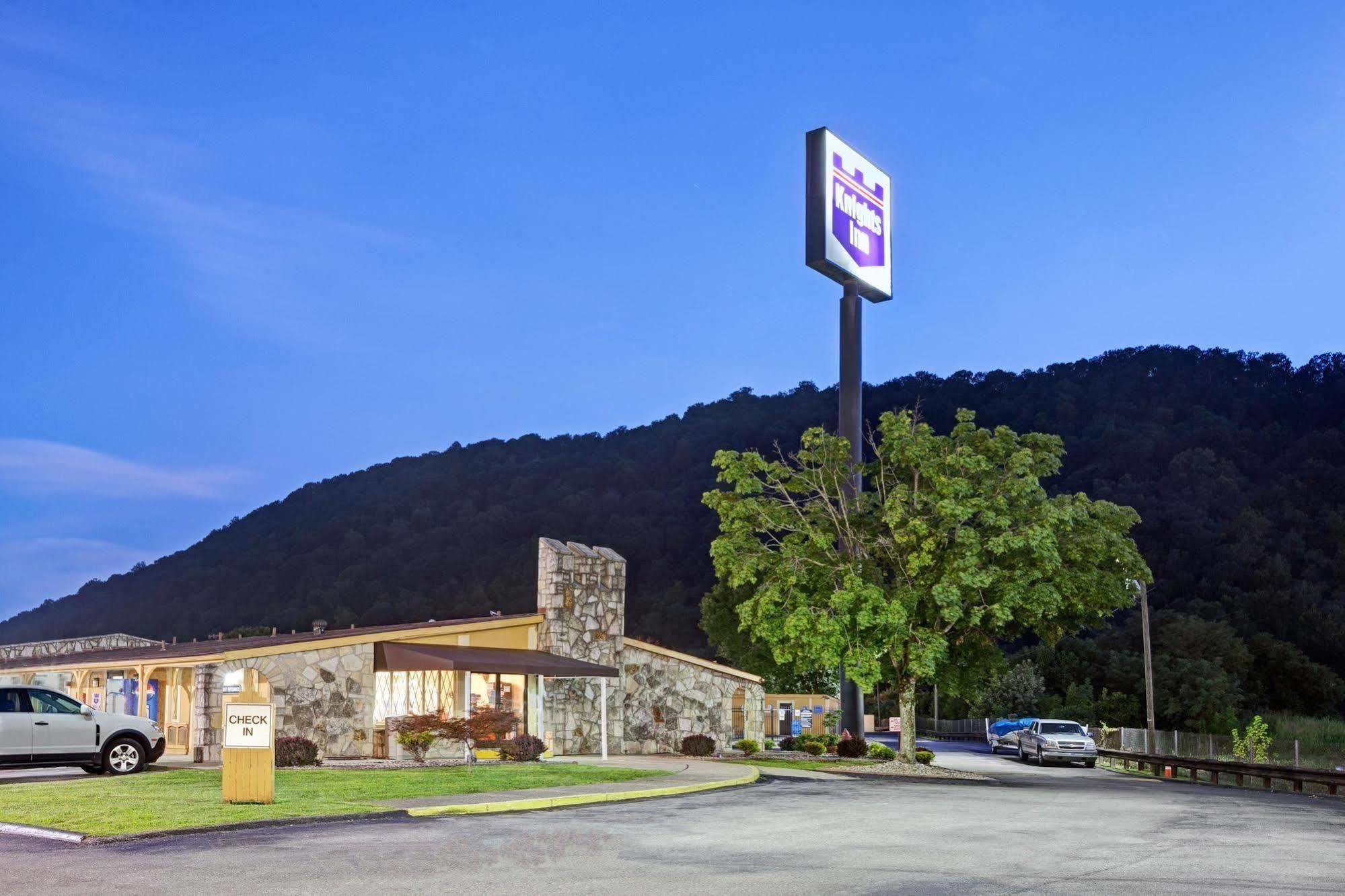 Knights Inn Charleston West Virginia Buitenkant foto